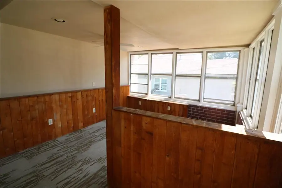 423 E Market Street, Warrensburg, MO 64093 - #3