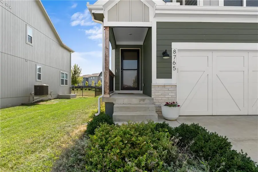 8765 SW Brickell Drive, Blue Springs, MO 64064 - #3
