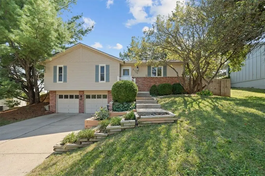 3713 E 114th Terrace, Kansas City, MO 64137 - #1