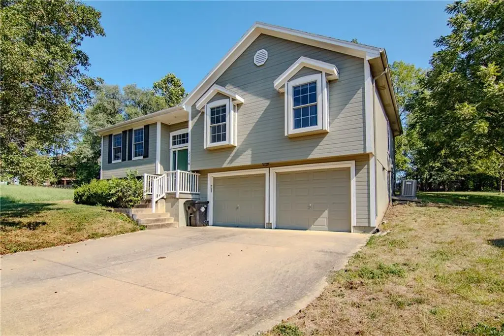 1116 Adams Circle, Pleasant Hill, MO 64080 - #1
