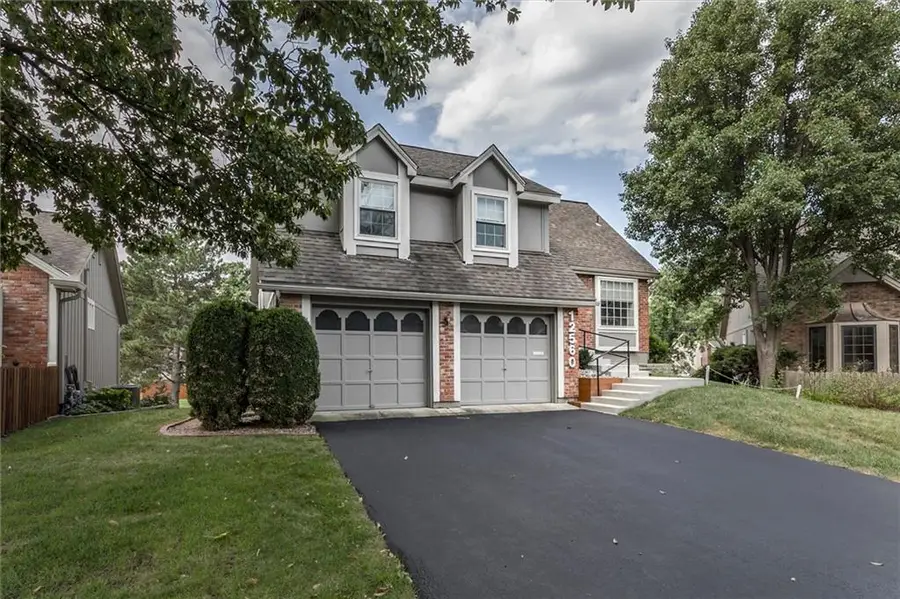 12560 W 82nd Terrace, Lenexa, KS 66215 - #2