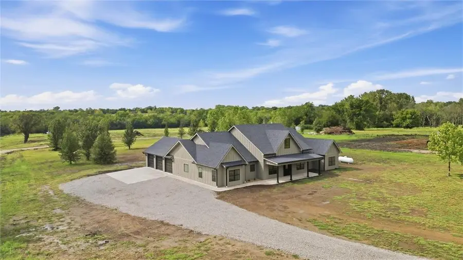 5755 Wanamaker Road, Topeka, KS 66610 - #3