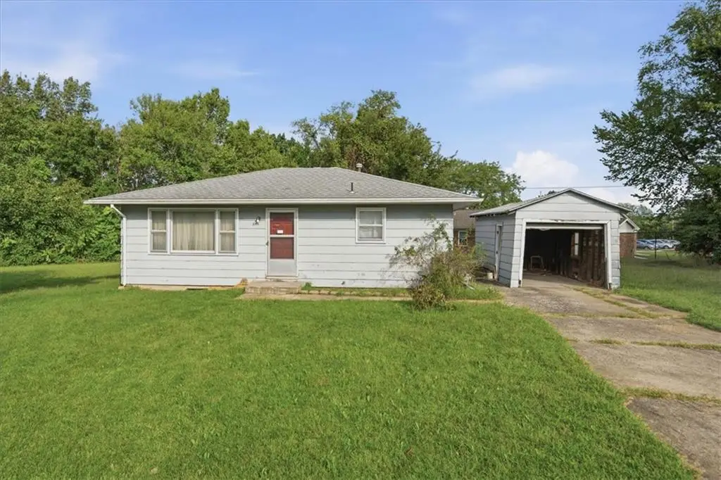 2115 SE Jefferson Street, Topeka, KS 66605 - #1