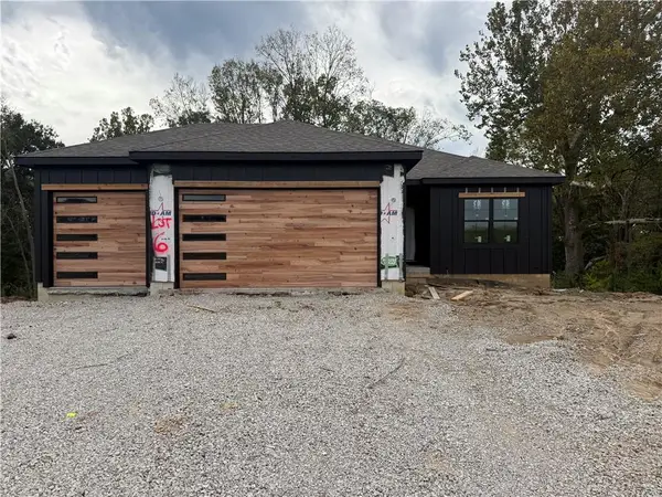521 Arbor Lane, Liberty, MO 64068