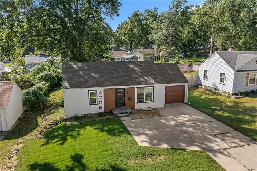 4709 W 75th Street, Prairie Village, KS 66208 - #2