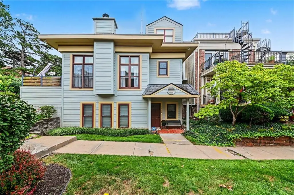 2941 Grand Avenue, Kansas City, MO 64108 - #1