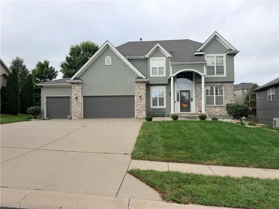 10122 N Lane Drive, Kansas City, MO 64157 - #2