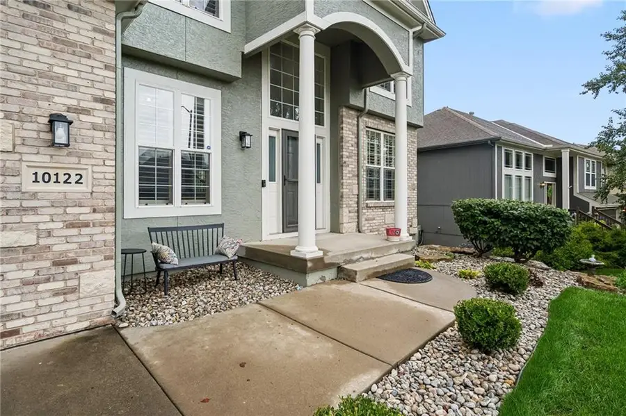 10122 N Lane Drive, Kansas City, MO 64157 - #3