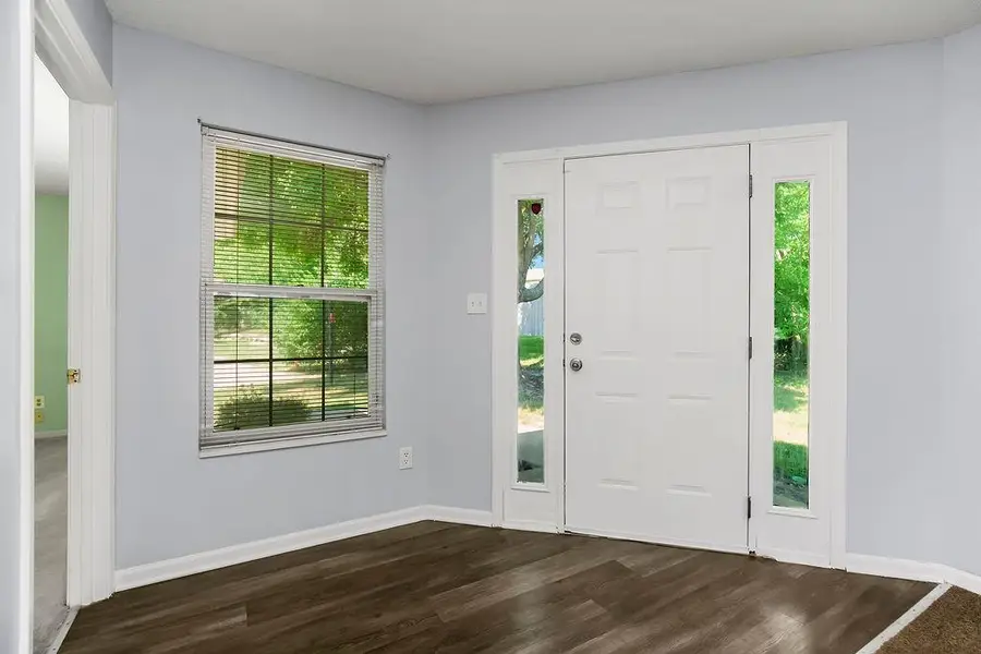 304 E Hansen Court, Independence, MO 64055 - #2
