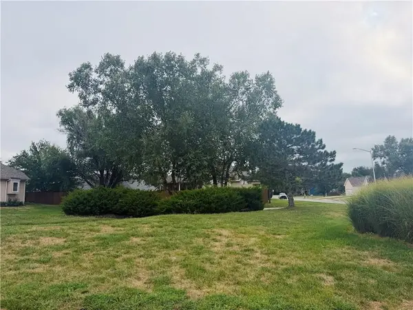 601 N Locust Street, Gardner, KS 66030