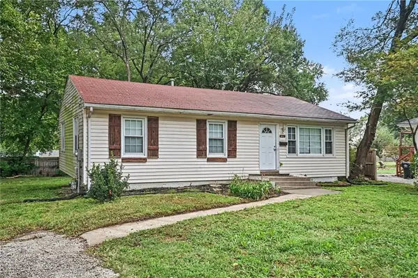 2425 S Lees Summit Road, Independence, MO 64055