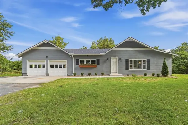 3700 NE 43rd Street, Kansas City, MO 64117