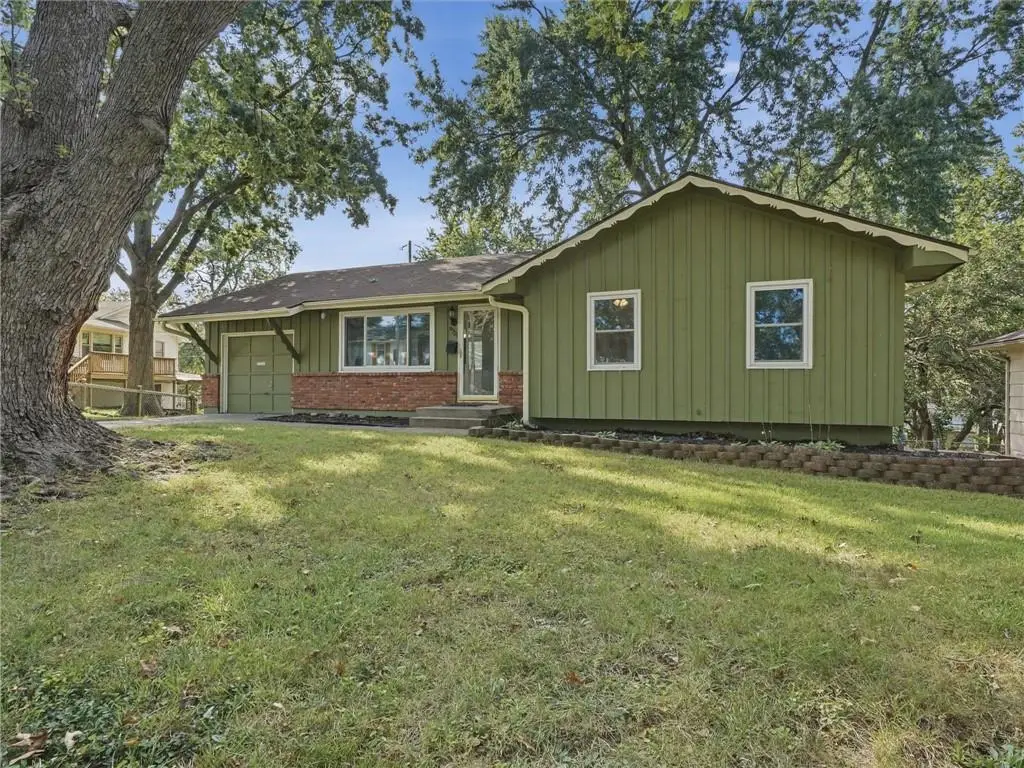 9721 E 50th Street, Kansas City, MO 64133 - #1