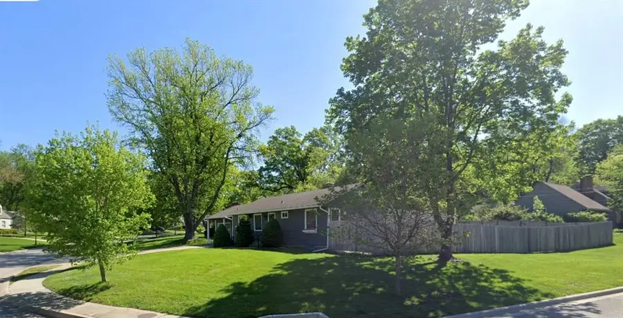 3209 W 72nd Street, Prairie Village, KS 66208 - #2