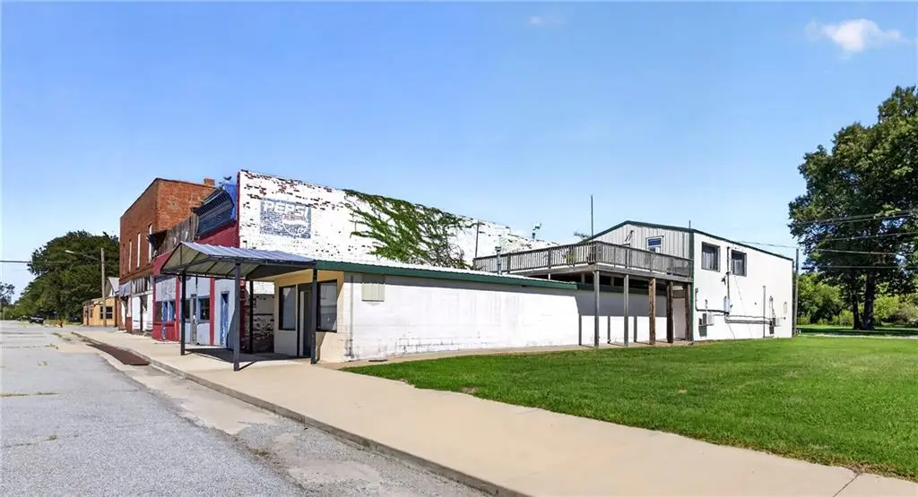 315 N Main Street, Scammon, KS 66773 - #1
