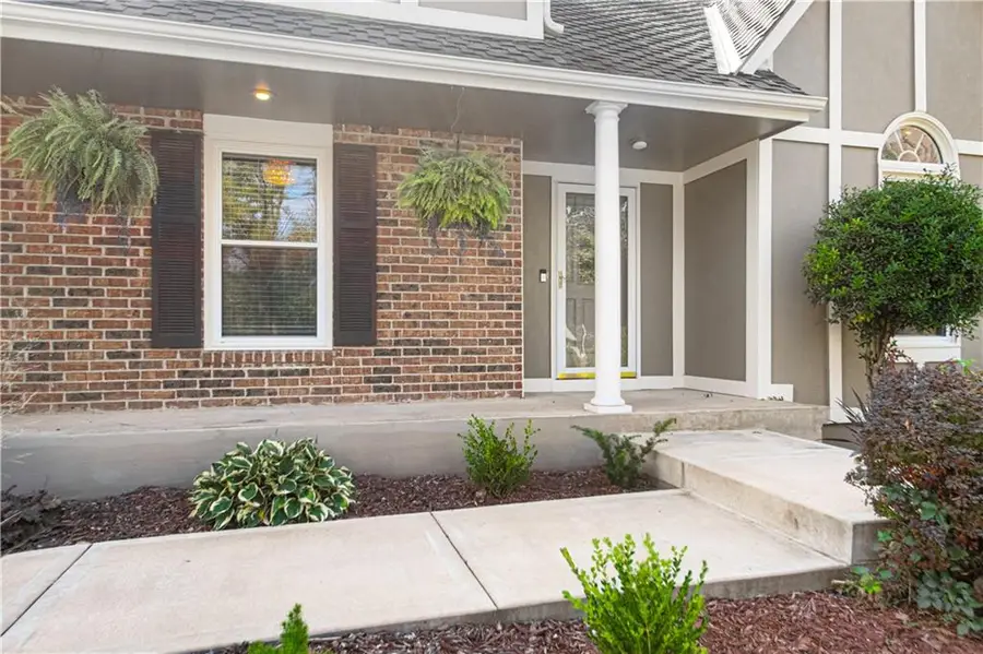 8533 Hall Street, Lenexa, KS 66216 - #2