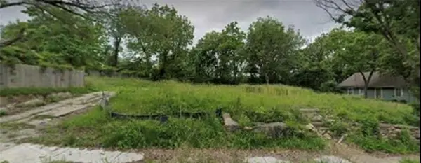 5014 Agnes Avenue, Kansas City, MO 64130