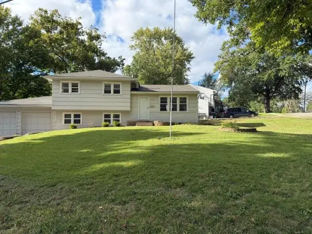5000 N Kensington Avenue, Kansas City, MO 64119 - #1