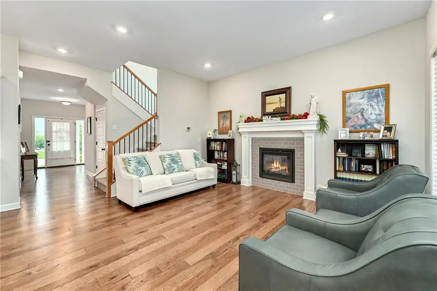 124 SE Briar Valley Lane, Blue Springs, MO 64064 - #2