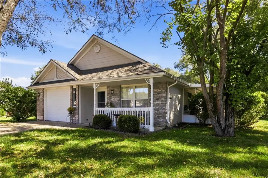 1113 SW Blue Branch Drive, Grain Valley, MO 64029 - #2