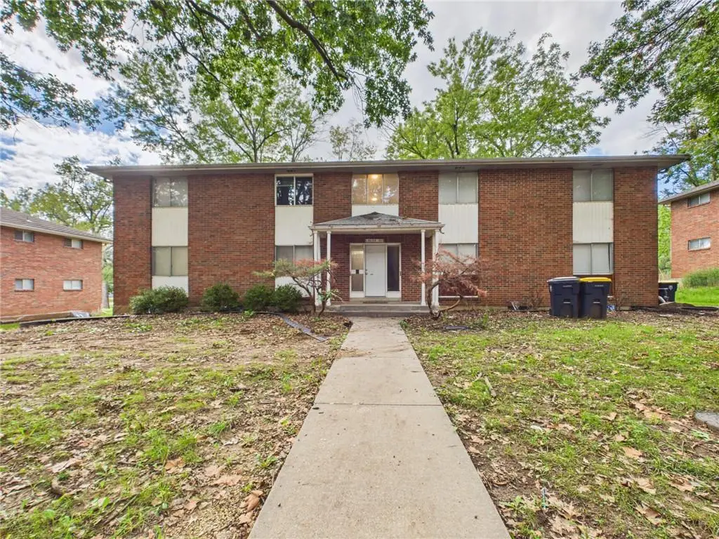 8030 Campbell Street, Kansas City, MO 64131 - #1
