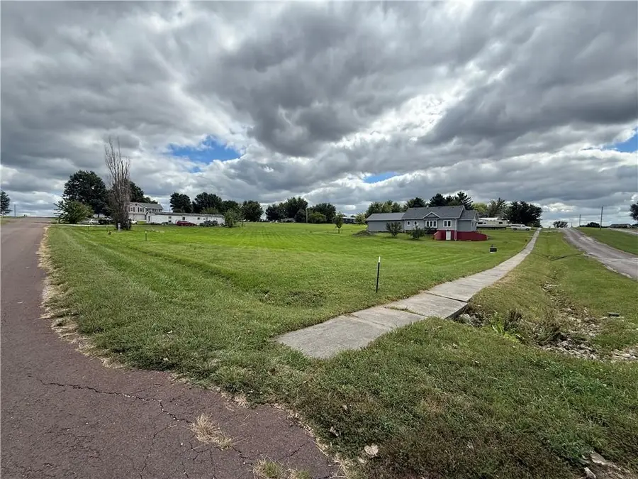 200 Oak Street, Pattonsburg, MO 64670 - #3
