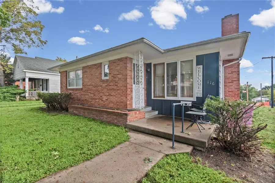 116 N Folger Street, Carrollton, MO 64633 - #2