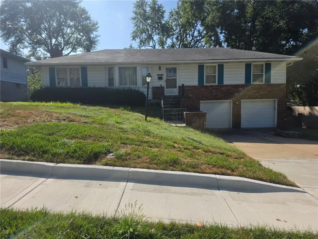 10119 W 92nd Street, Overland Park, KS 66212 - #1