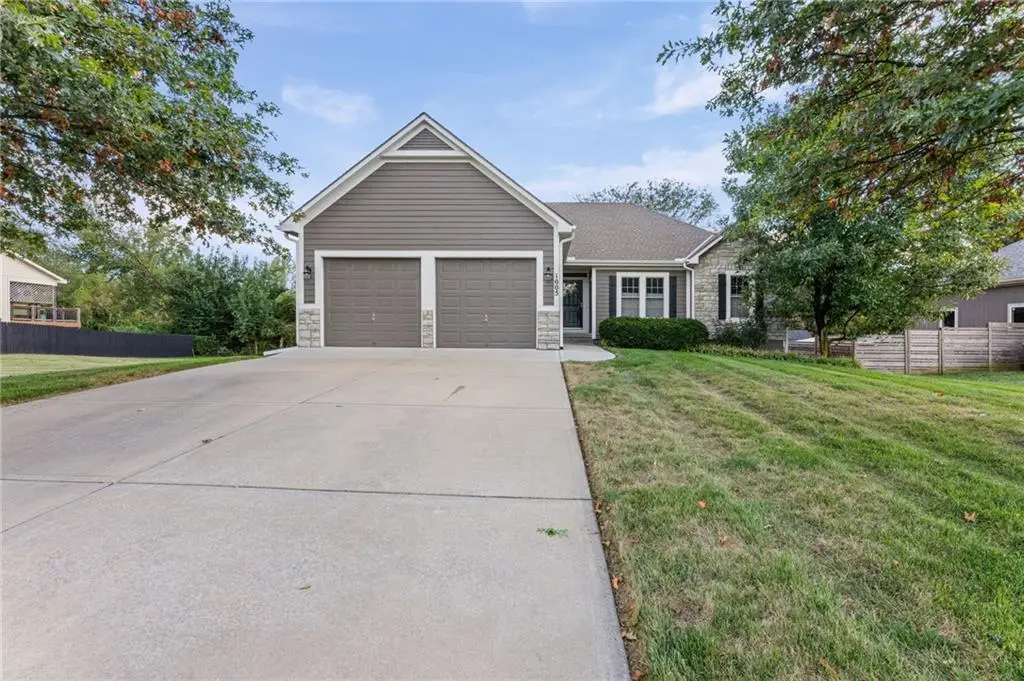 1005 Hidden Meadows Drive, Paola, KS 66071 - #1