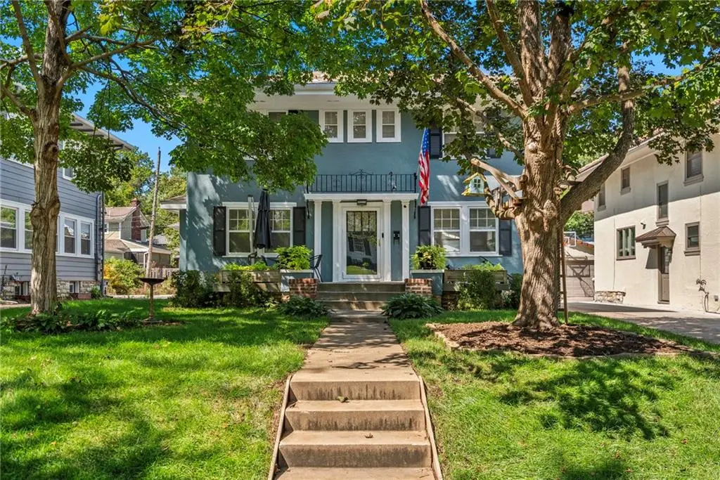 620 W 60th Terrace, Kansas City, MO 64113 - #1
