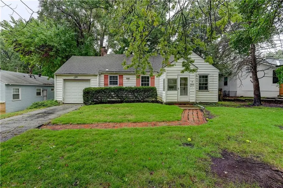 2305 W 73rd Street, Prairie Village, KS 66208 - #2