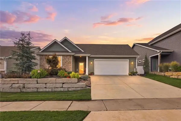 419 N Daylily Drive, Lawrence, KS 66049
