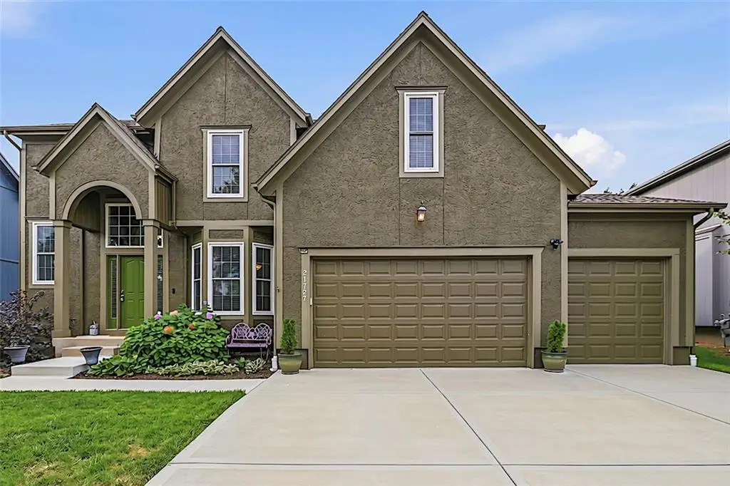 21727 W 96 Street, Lenexa, KS 66220 - #1