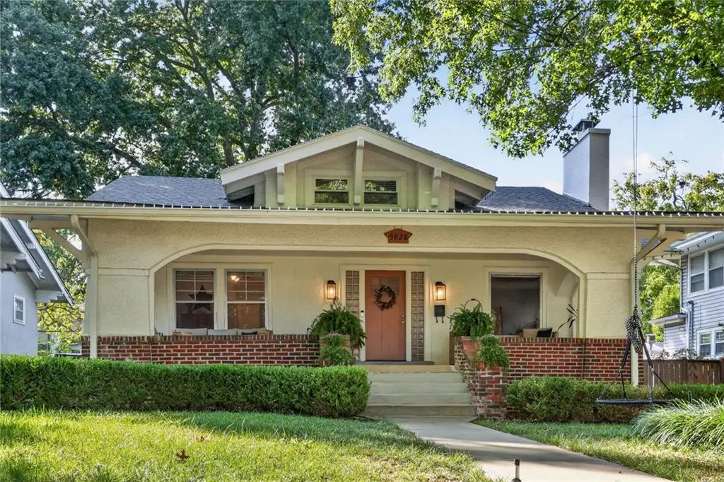 5828 Oak Street, Kansas City, MO 64113 - #1