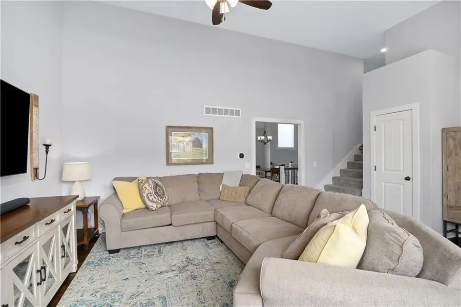 4204 Windward Drive, Saint Joseph, MO 64505 - #3