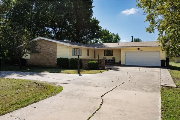 1220 Washington Street, Fredonia, KS 66736
