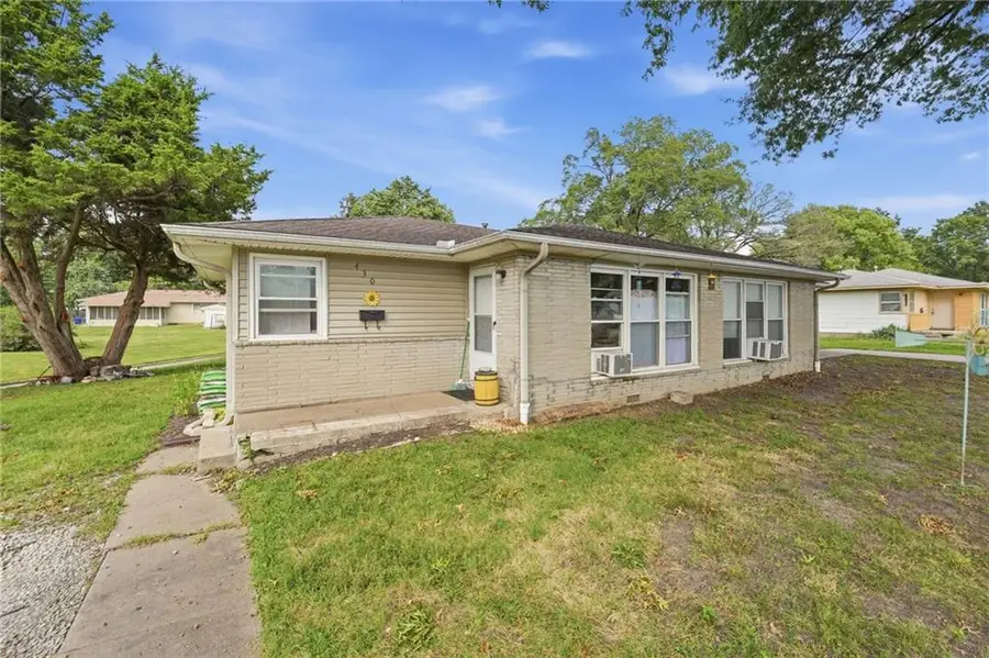 430 and 432 Shawnee Street, Gardner, KS 66030 - #3