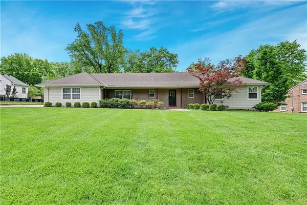 1227 W 66 Street, Kansas City, MO 64113