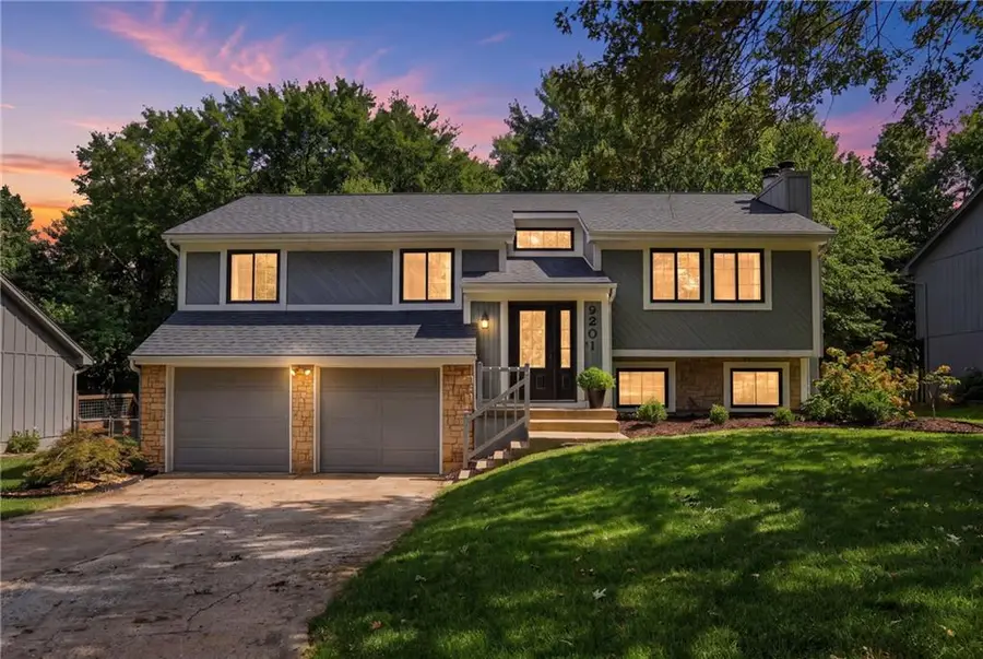 9201 Acuff Lane, Lenexa, KS 66215 - #2