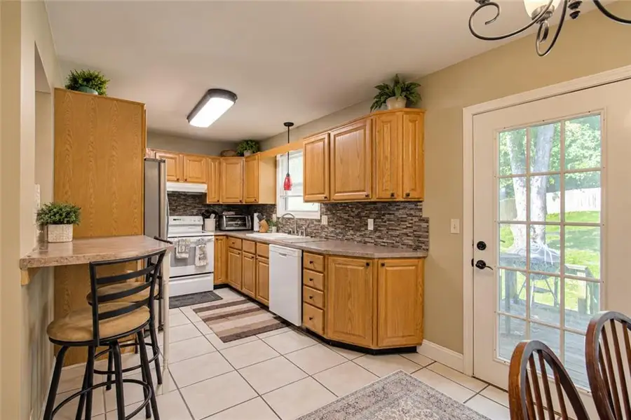 6442 NW 49th Street, Kansas City, MO 64151 - #2