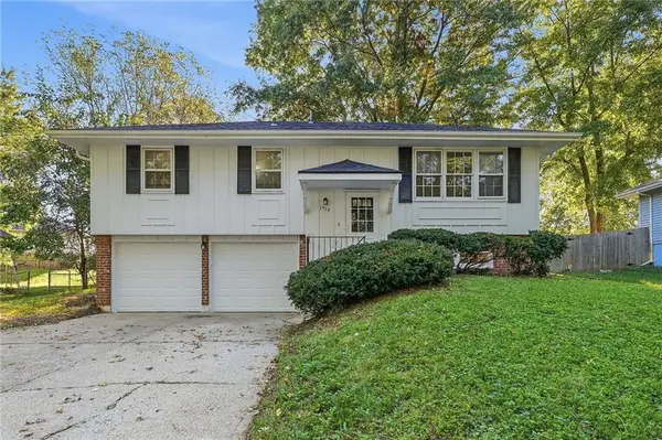 1913 N Plymouth Road, Independence, MO 64058
