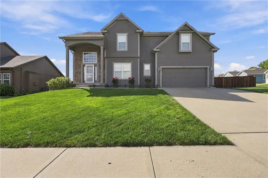 9644 N Adrian Avenue, Kansas City, MO 64154 - #2