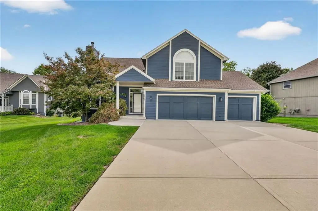2017 Sw Post Oak Road, Lees Summit, MO 64082 - #1
