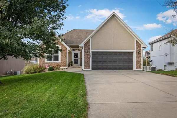 508 S 137th Street, Bonner Springs, KS 66012