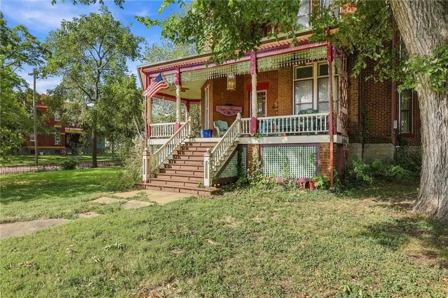 924 S National Avenue, Fort Scott, KS 66701 - #2