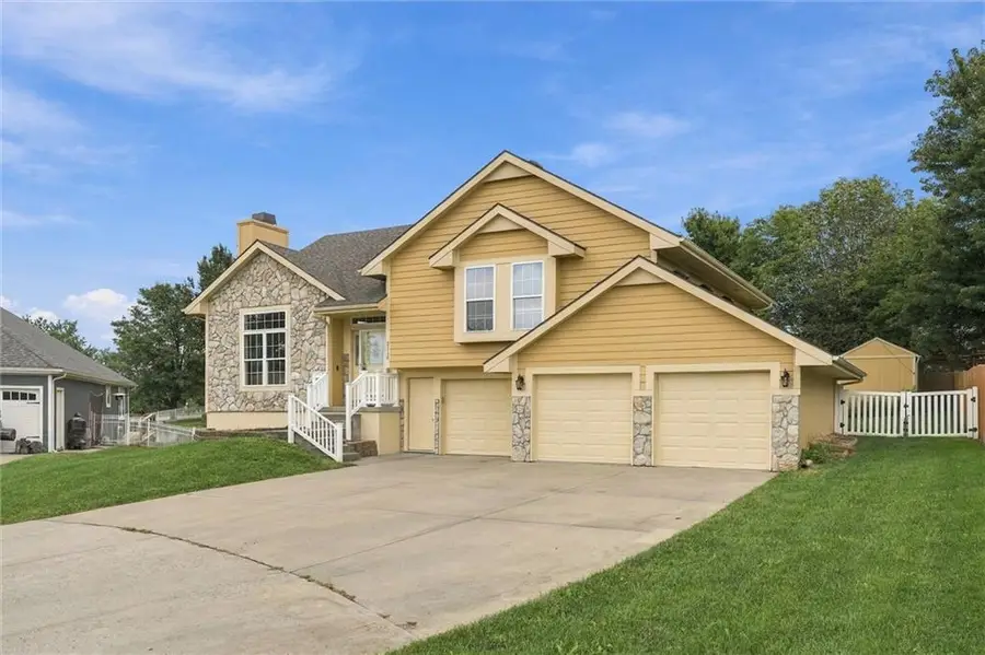 2116 Bradford Place, Excelsior Springs, MO 64024 - #3