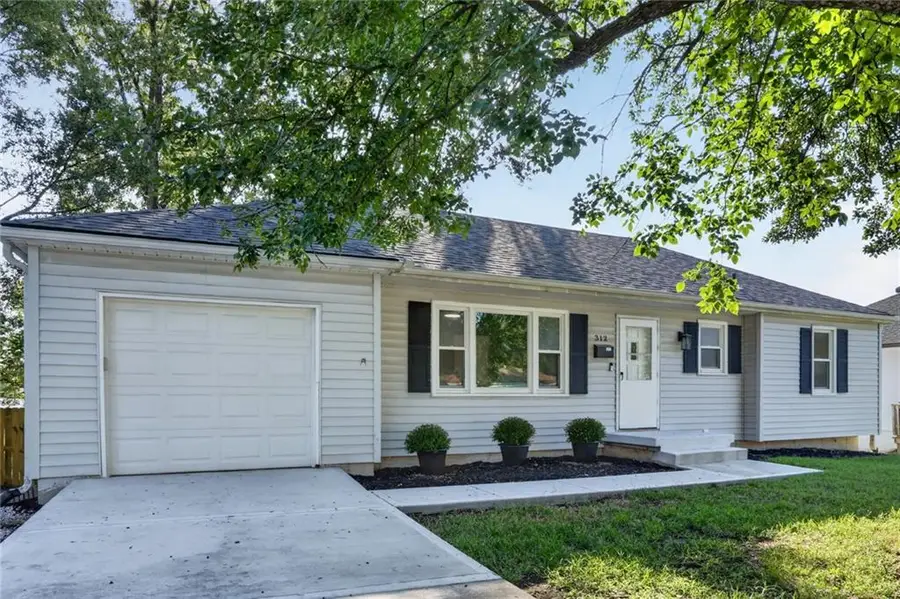 312 S Chester Terrace, Olathe, KS 66061 - #2