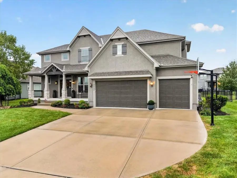 21706 W 82nd Terrace, Lenexa, KS 66220 - #2