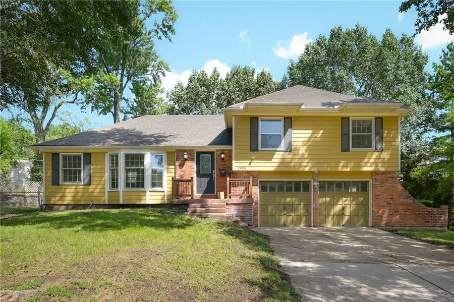 2008 W 84th Street, Leawood, KS 66206 - #2