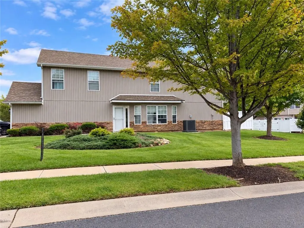 21033 Millridge Street, Spring Hill, KS 66083 - #1